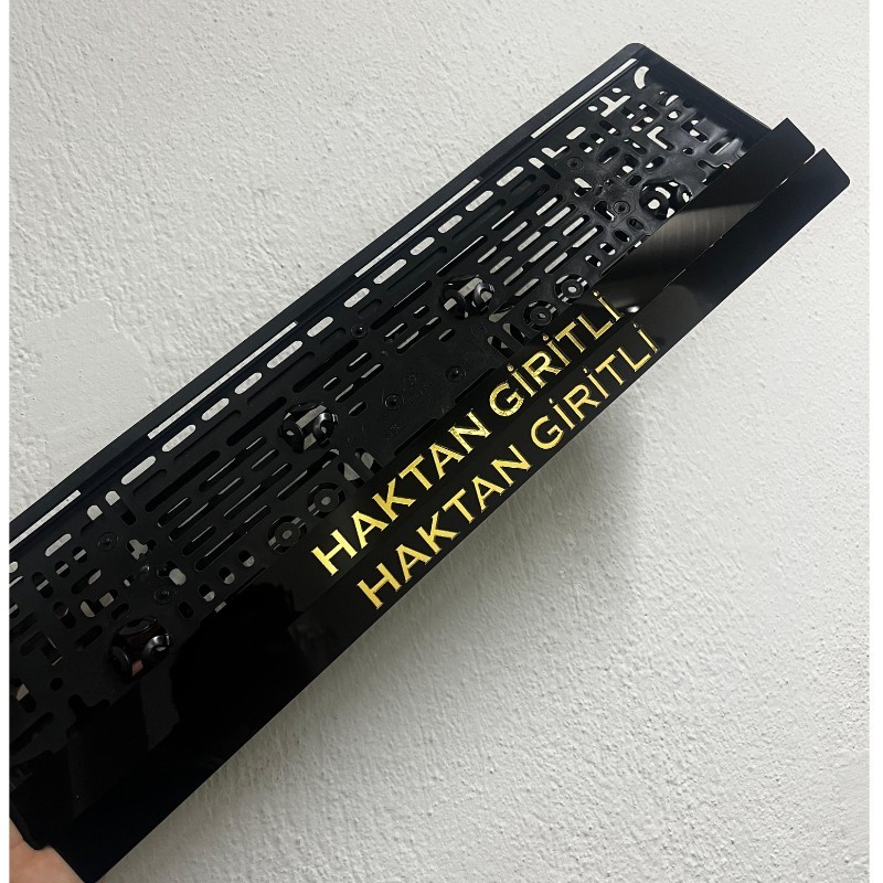 Gold Yazılı Plakalık