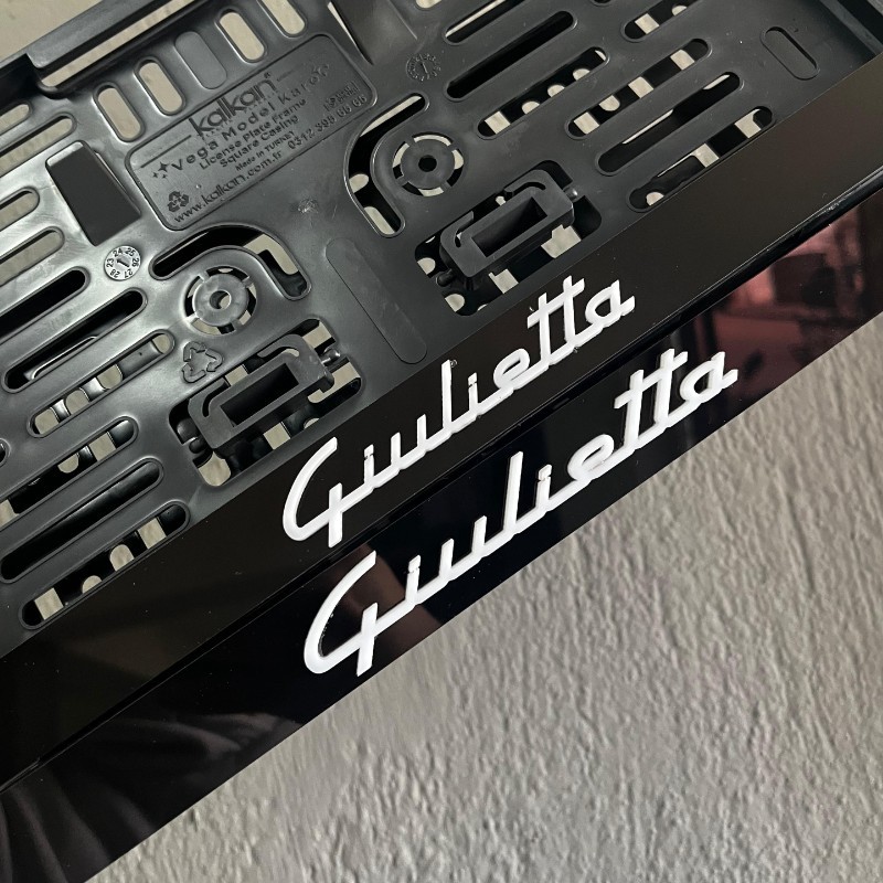 Alfa Romeo Guiletta Plakalık