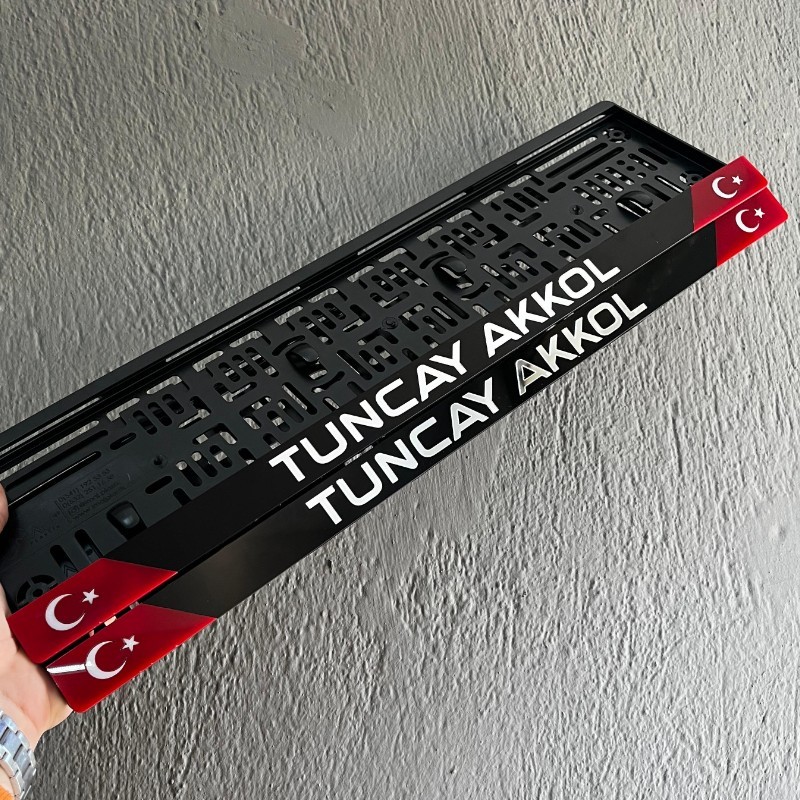 Büyük Bayraklı Plakalık